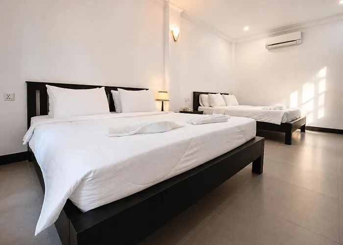 Champs Elysees Boutique Hotel 3*